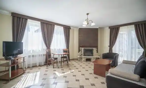 De luksa bangalovs 5 personām